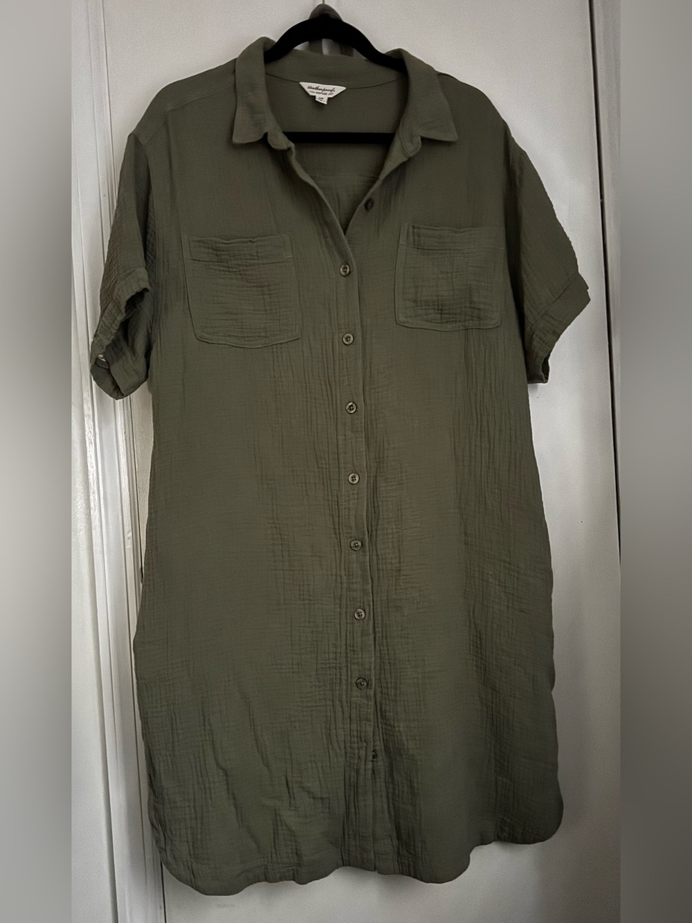 Weatherproof vintage - women’s Green Short-Sleeve Button dress.